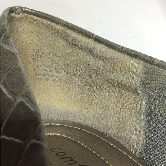 Comfort Plus by Predictions Women’s Faux Reptile Pattern Heels, Gray-Green, sz 9 - Picture 8 of 11